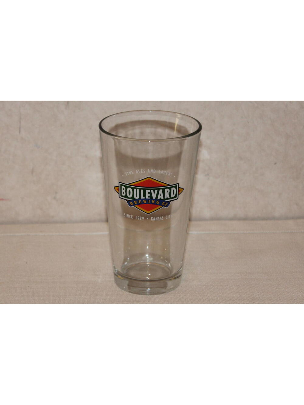 Vintage Boulevard Brewing Co. Beer Glass – Classic Pub Pint Glass